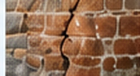 Example of cracked masonry